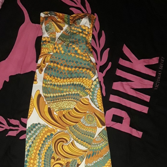 Trina Turk by Banana Republic - Picture 2 of 8